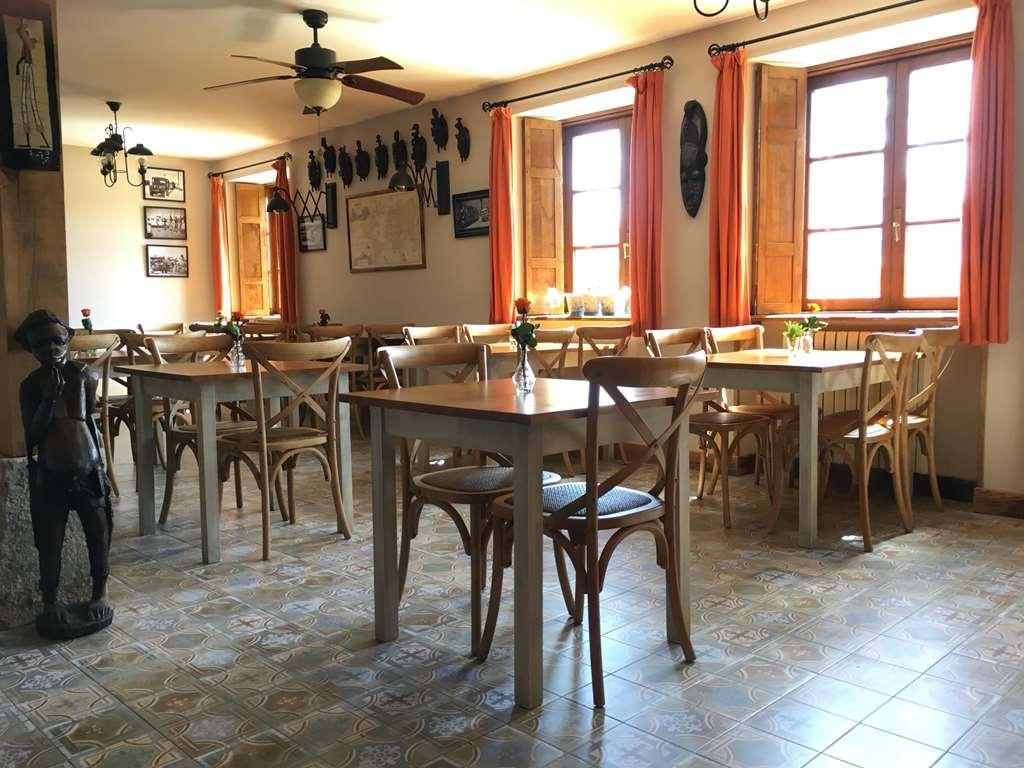桑蒂拉娜殖民地酒店 桑提亚纳德玛 餐厅 照片